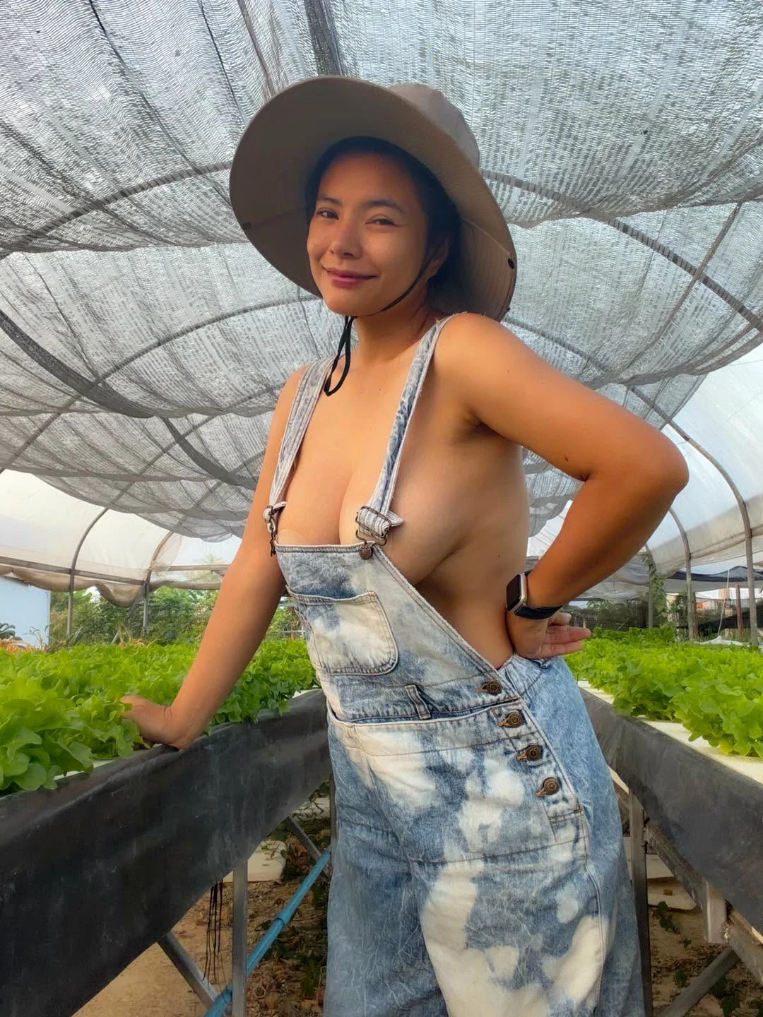 น้องกล้วยแขก สุมิตรา ดาวOnlyfans18+